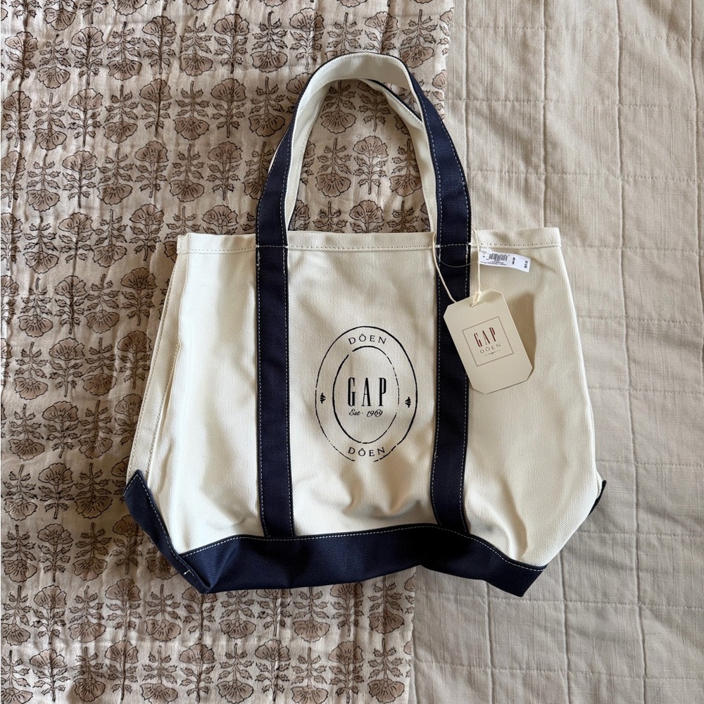 GAP x Doen Canvas Logo Tote Bag